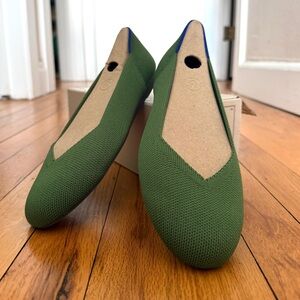 Rothy’s flats willow